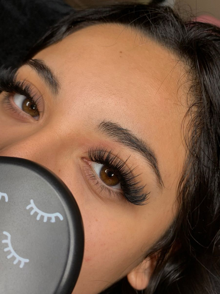 Volumen -Wispy Eyes Medium