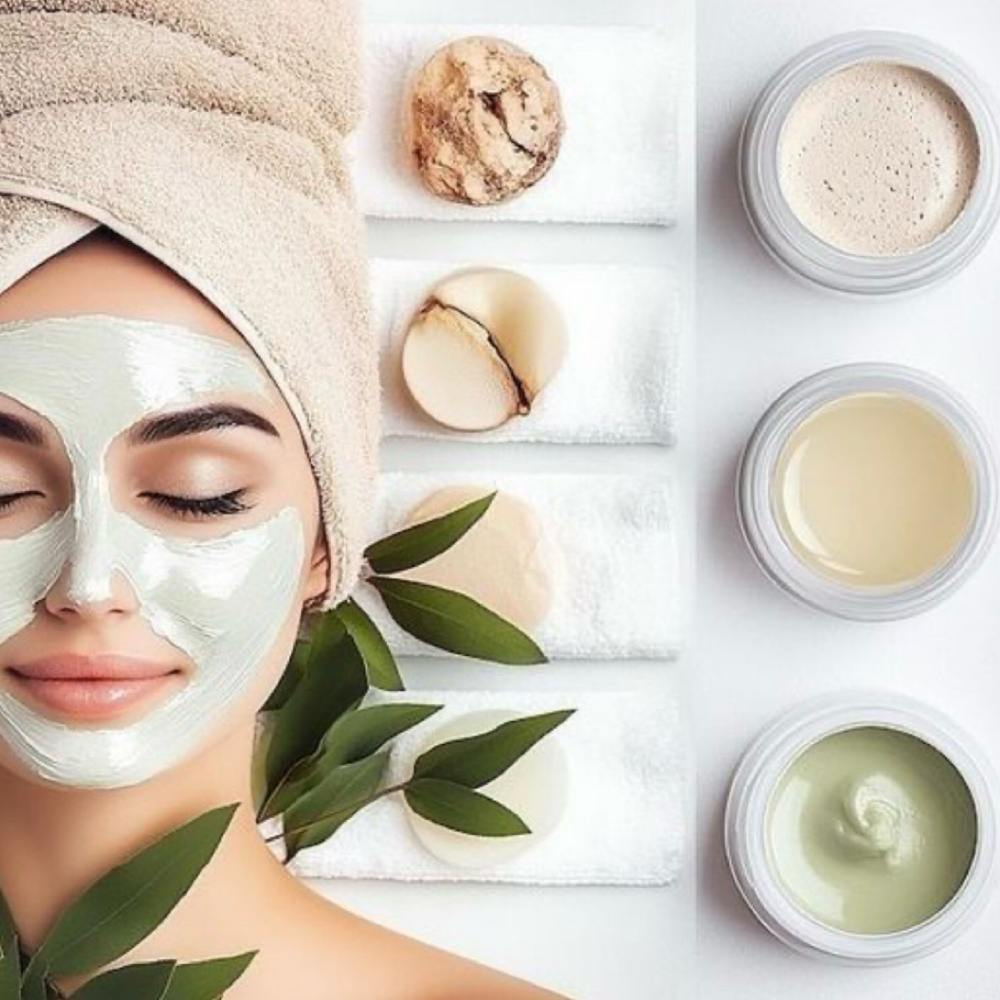 Mini Facial at Doliveira Aesthetics in Cumberland, IN