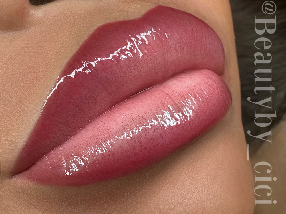 OMBRE LIP BLUSH TATTOO