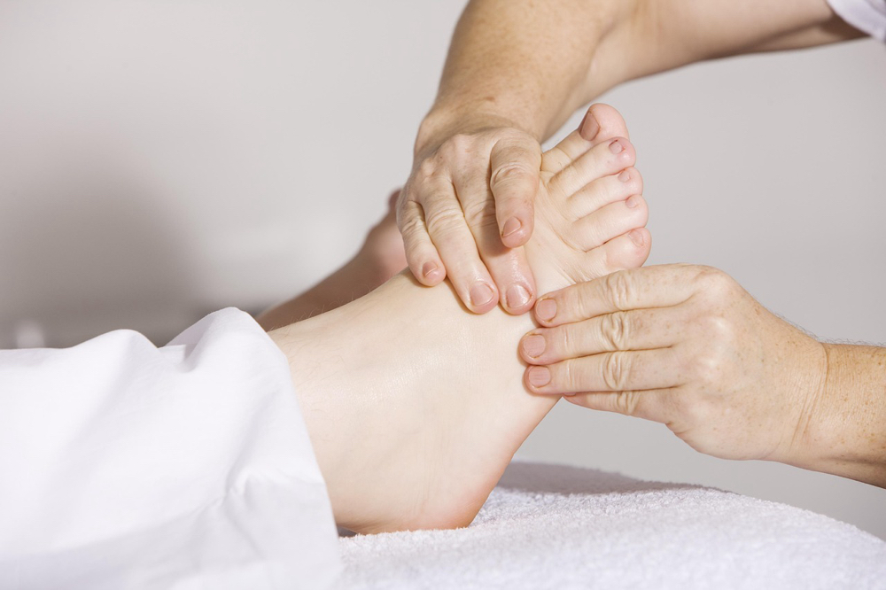 60 Min Foot Reflexology