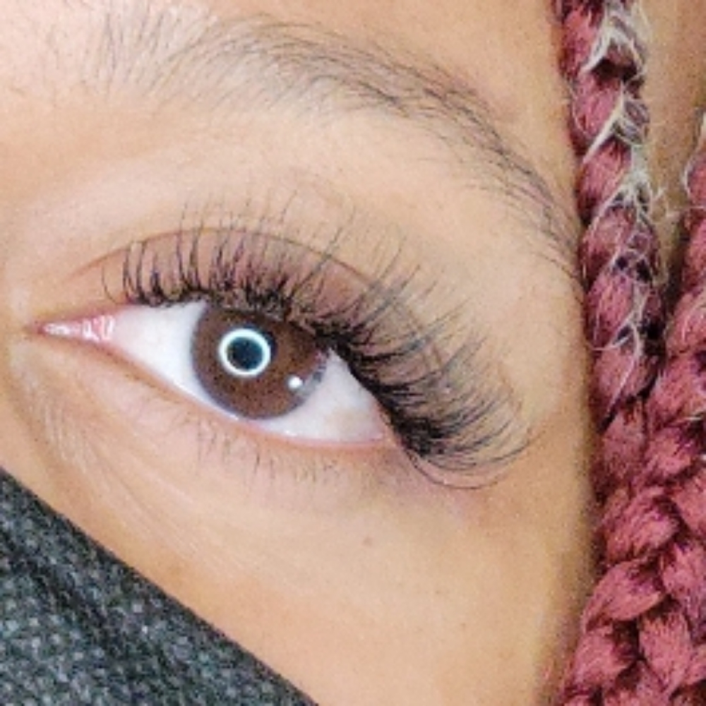 Natural Lash Set at DeeLux Spa in Smyrna, GA