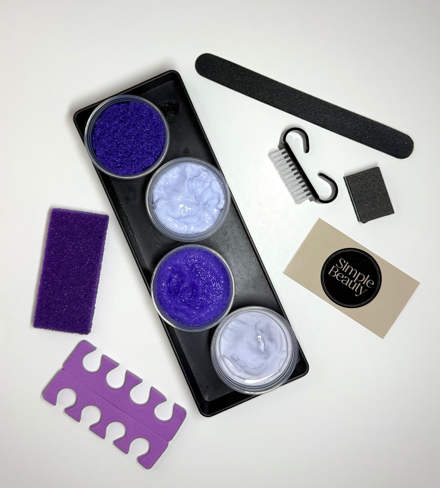 The Deluxe Pedicure