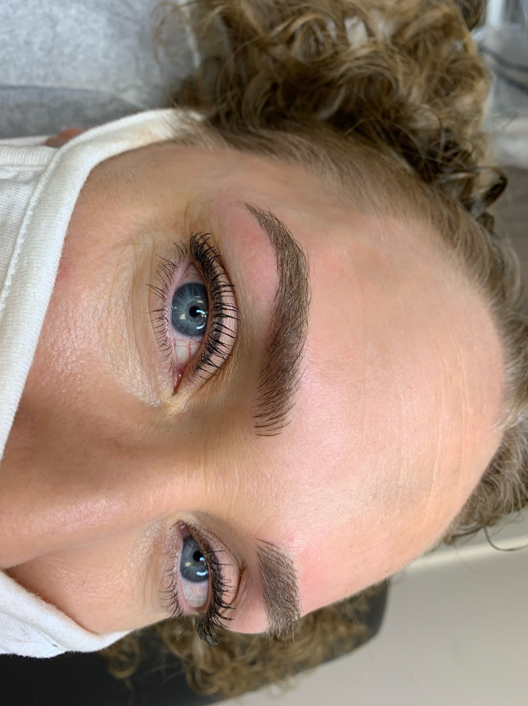 MICROBLADING BROWS