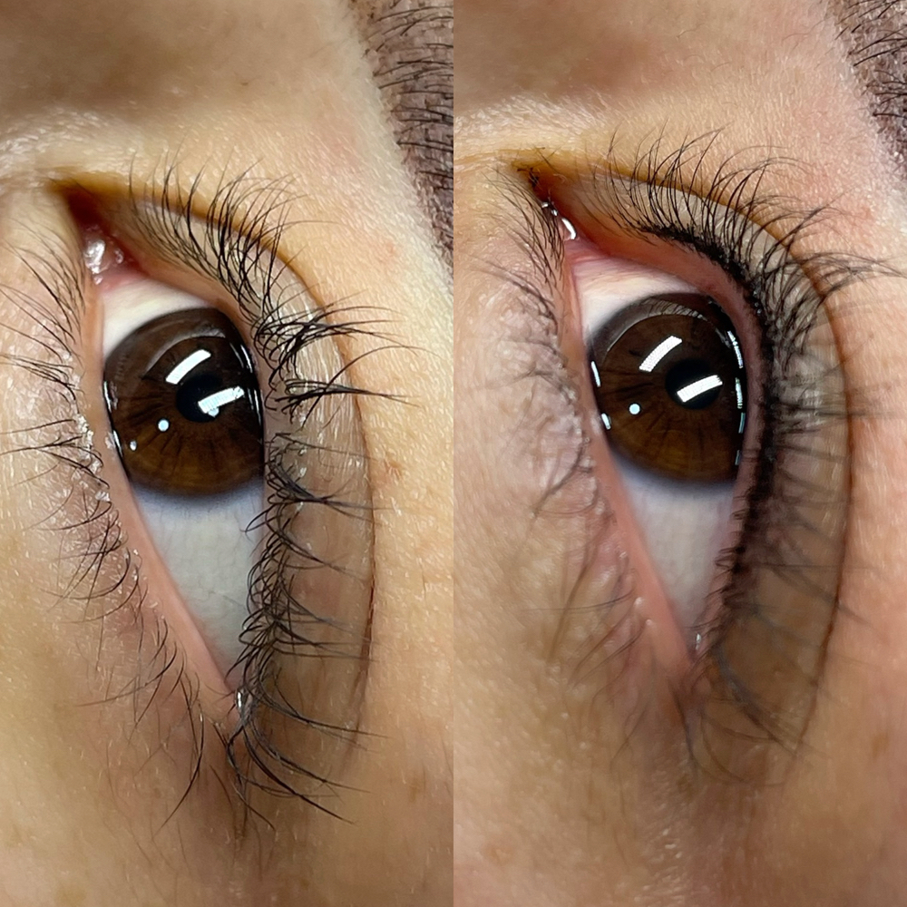 Eyelids tattoo