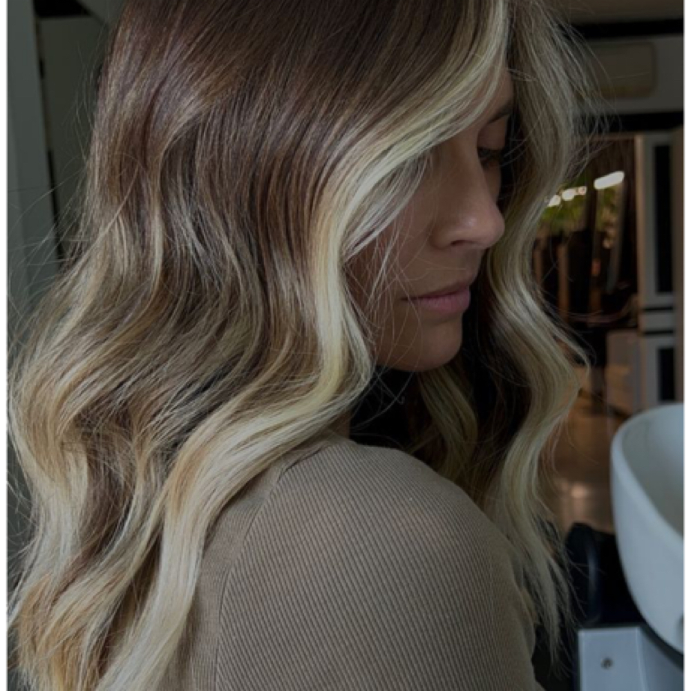 Money Pieces + Mini Foil at Hair.lashedbymal in Oklahoma City, OK