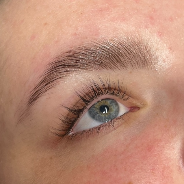 Lash Lift & Brow Lamination Combo at FLORESA BEAUTY in Overland Park, KS