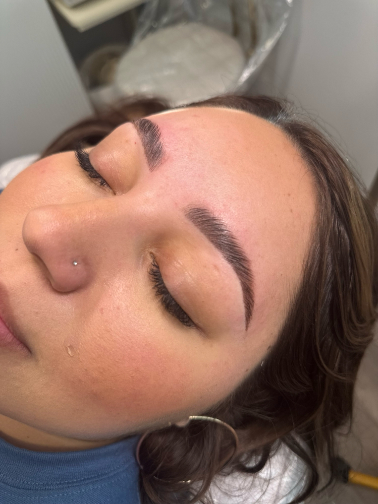 EYEBROWS LAMINATION + TINT