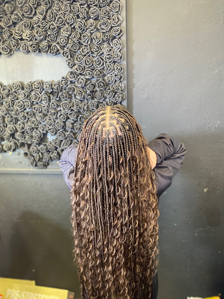 Small Boho (human) Knotless BL