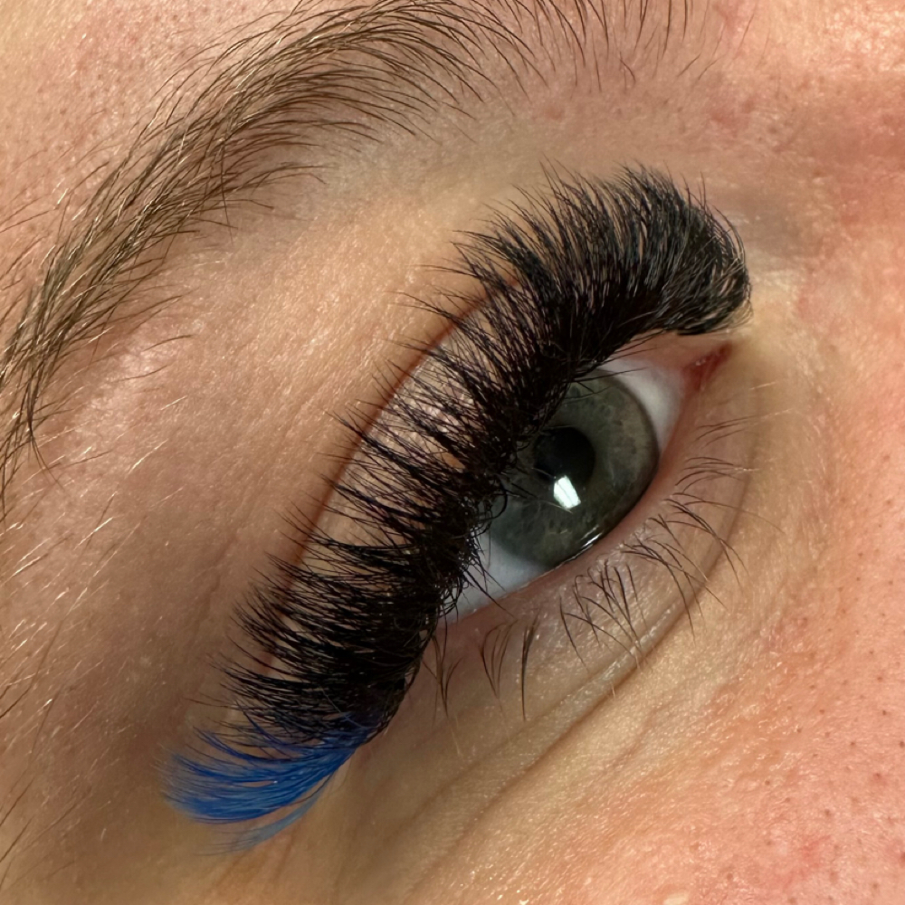 Volume 2week fill at Liv's Lash & Glow in Williston, ND