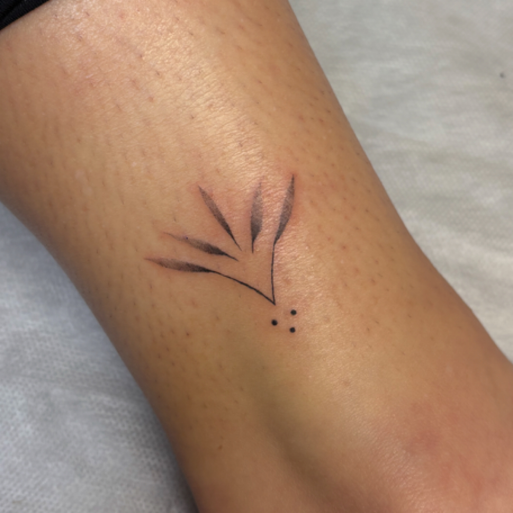 • small fineline by lochlyn at inkbyhalie • lochdidmyink in brick, NJ