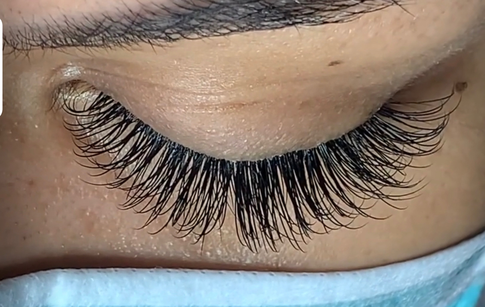 Classic Lash Extensions