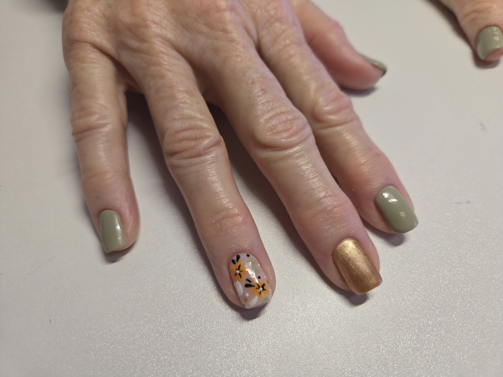 Nail Art Add-On 2-4 Nails