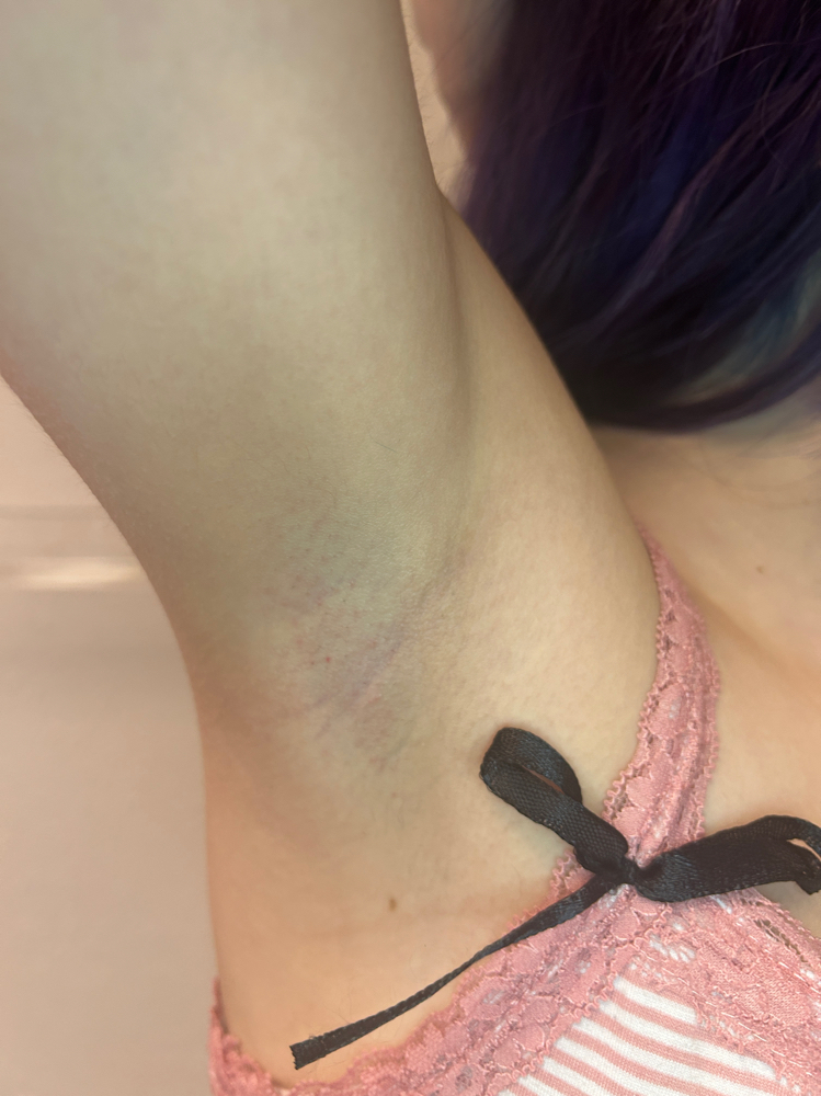 Underarm Wax at Carolinesbeautybar in Livingston, CA
