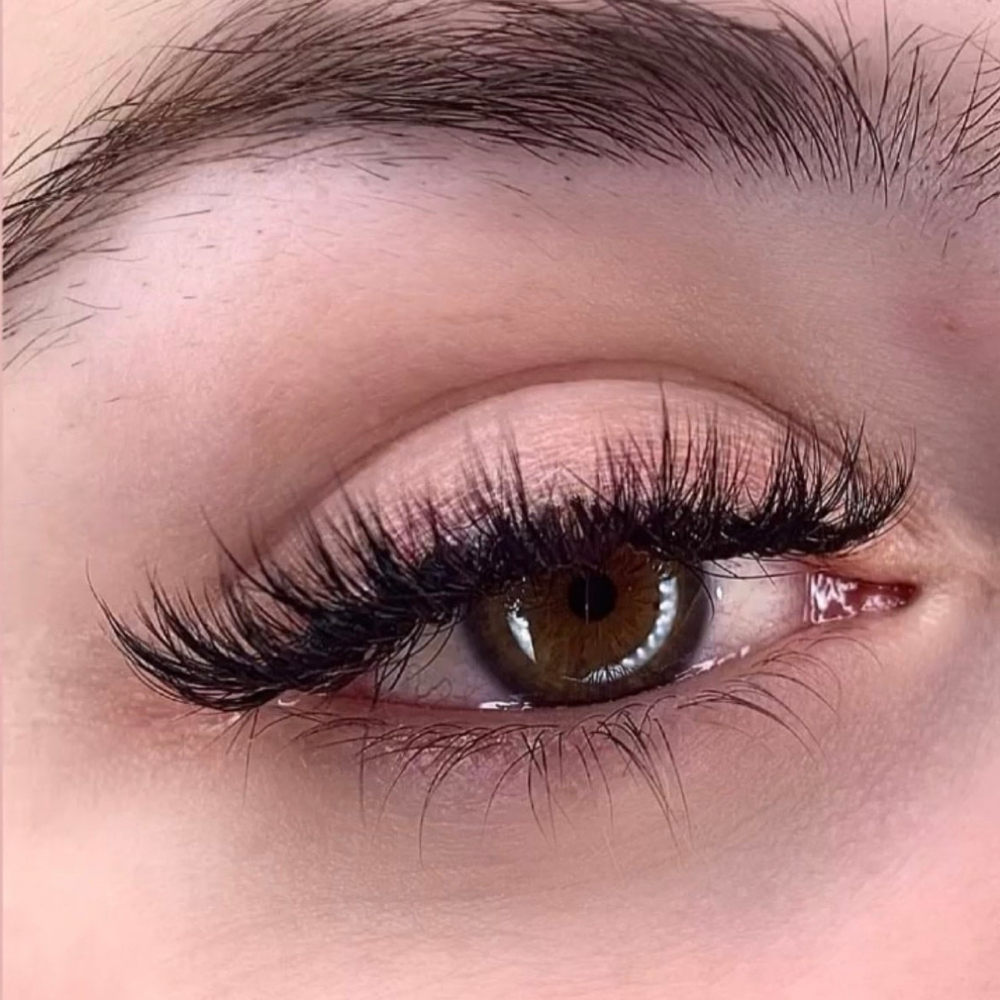 Hybrid Set at Aura Aesthetics in Houston, TX