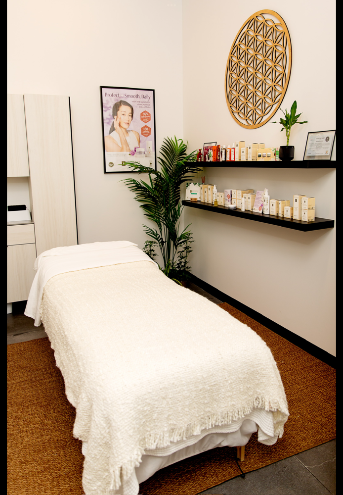 🔹 Introductory Express Facial