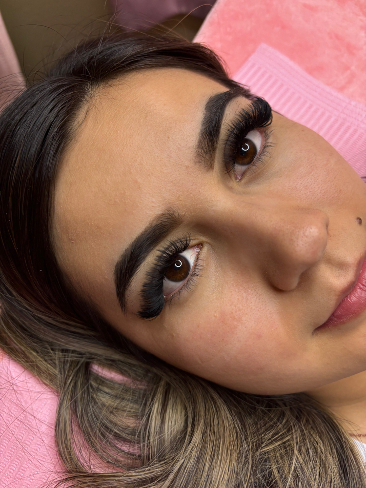 Volume 3 Week Fill at Lashed_byyahaira in Horizon, TX