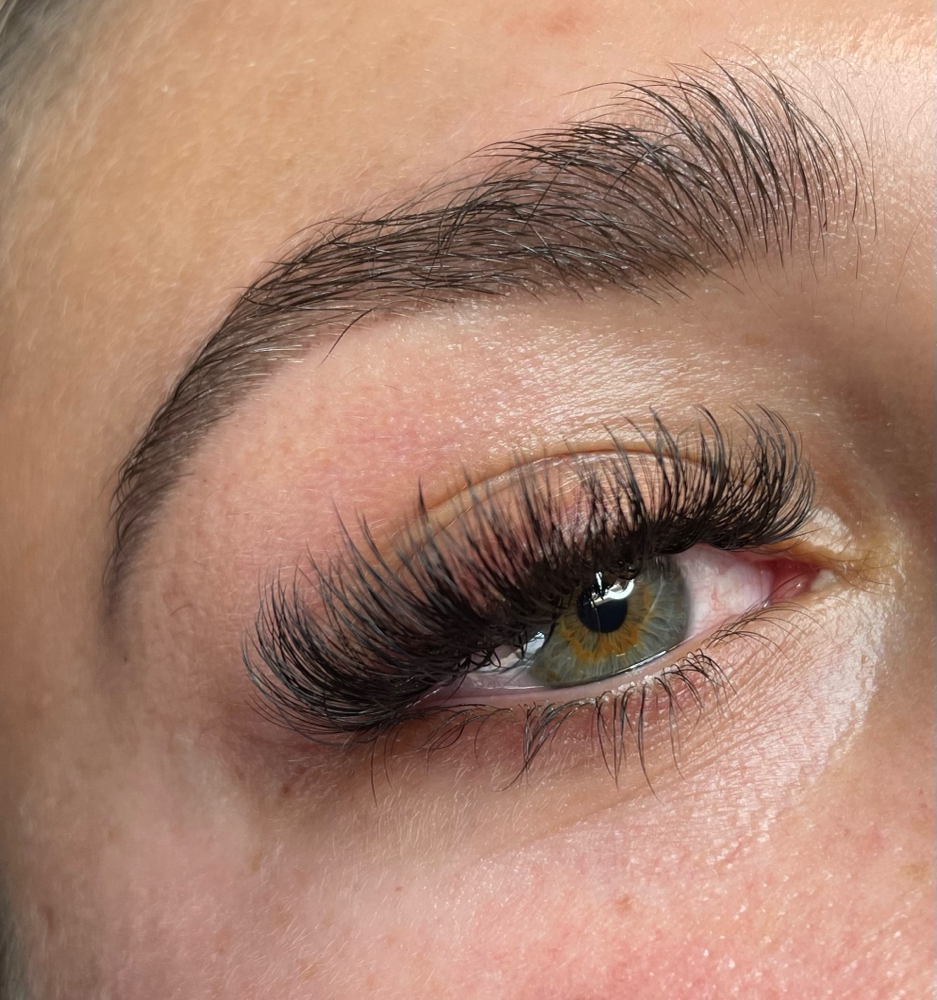 Volume Lash Extensions