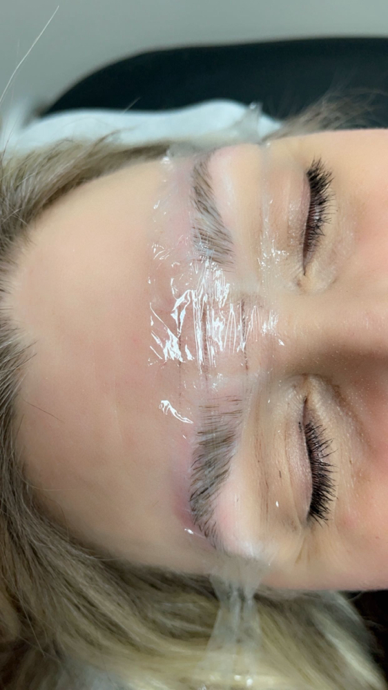 Streamline Brows (Lamin, Tint, Wax)