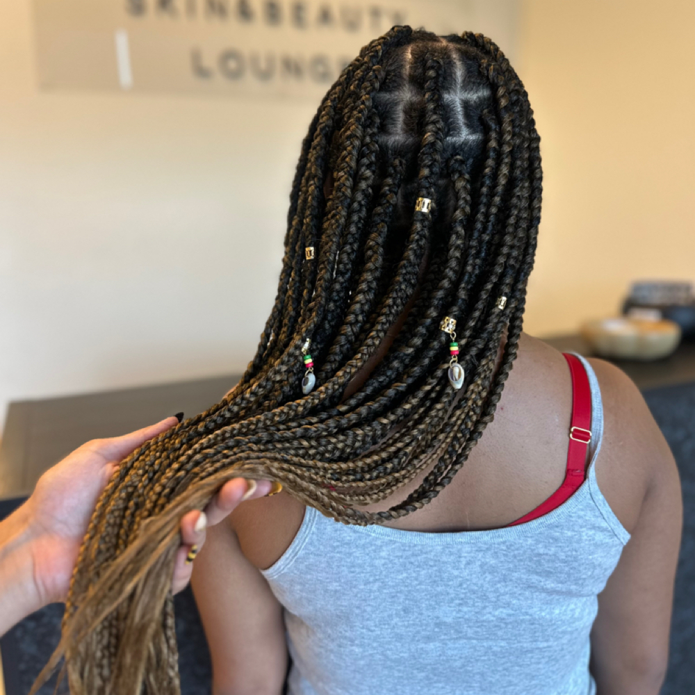 Medium Knotless Box Braids at LEXIS LOX in Longview, WA