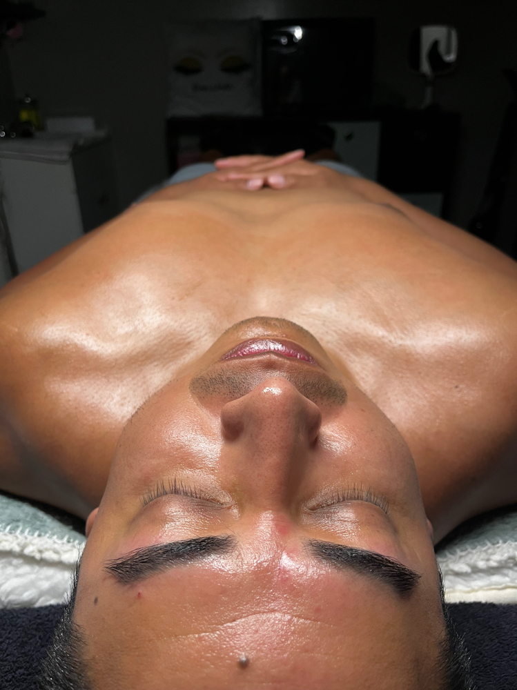 Massge- Facial, Neck, Decolette