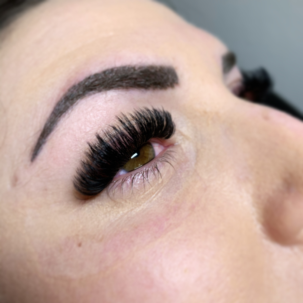 Mega Volume Fullset at LASH + MANE in Waxahachie, TX