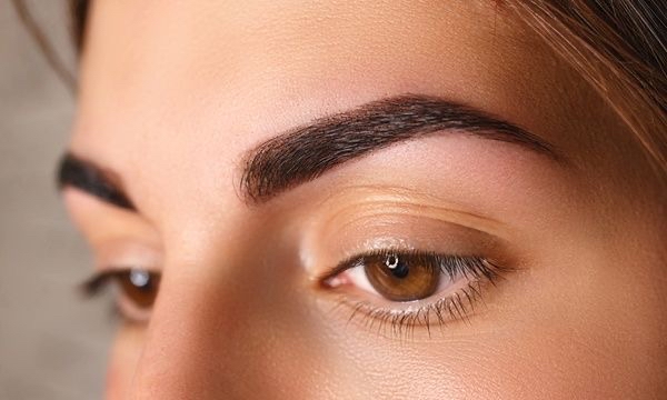 Brow Wax & Tint