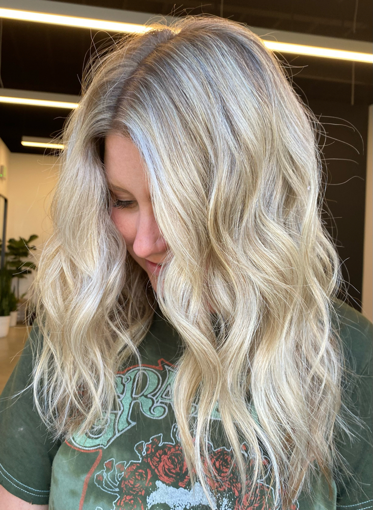 Partial Highlight & Root Smudge