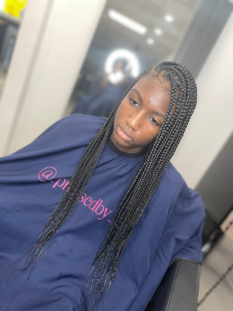 Large Knotless Braids