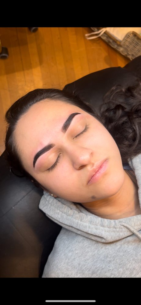 Airbrush Henna Stain Brows And Wax