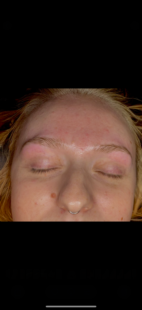 Classic eyebrows at Bare&bloom wax in Gansevoort, NY