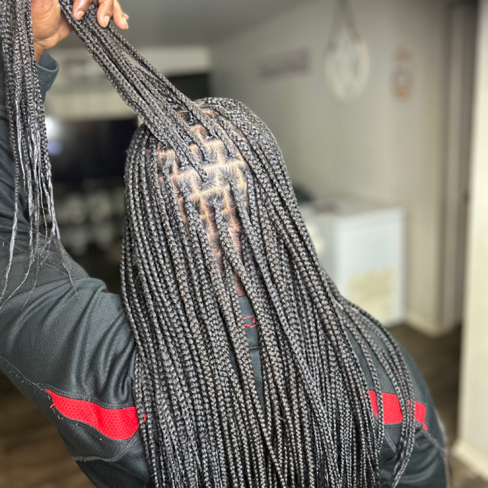 Smedium Knotless Braids at Dolled Up By Diamond LLC