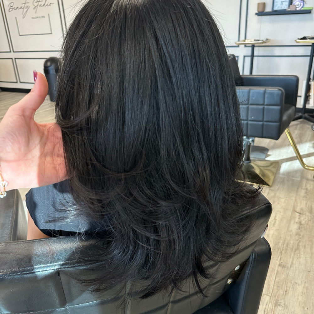 Shampoo + Blowout at SABRINAXHAIR in Corpus Christi, TX