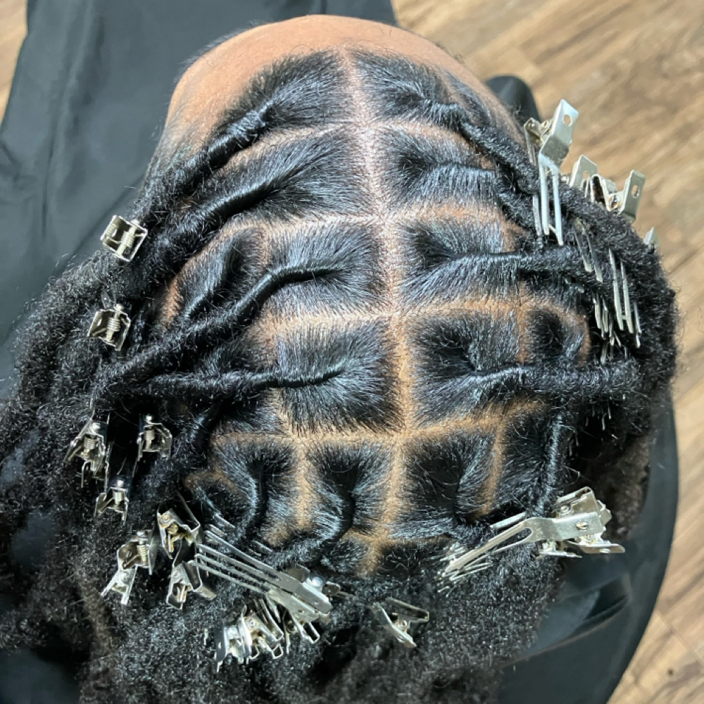 Crocheted Retwist at The LOC Spot in Buffalo, NY