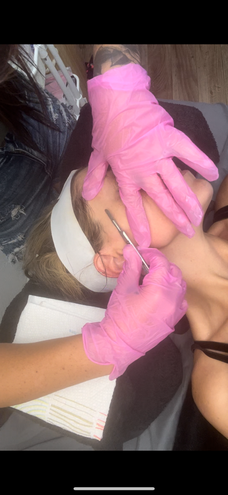 Spa Facial With Dermaplane Add On
