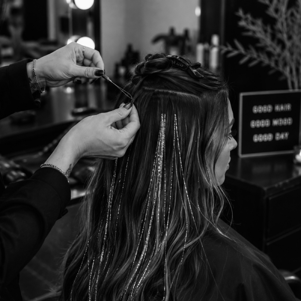 Tinsel at Salon 66 in Murphys, CA
