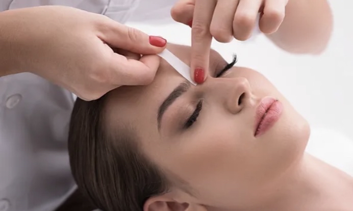 Eye Brow Waxing