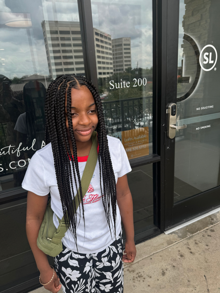 Jumbo Kids Knotless at Fifi in Houston, TX