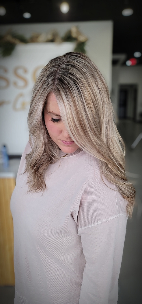 Full Highlight & Blow-Dry