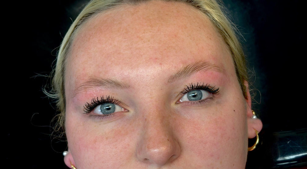 Eyebrow Lamination