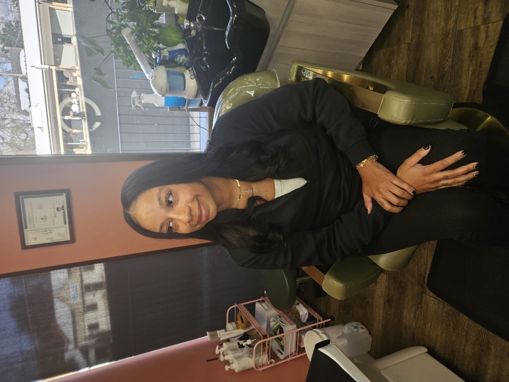 Quick Weave at Chavonne’s Salon in Richmond Heights, MO