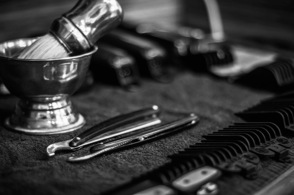 Gentlemen’s Deluxe Grooming Package