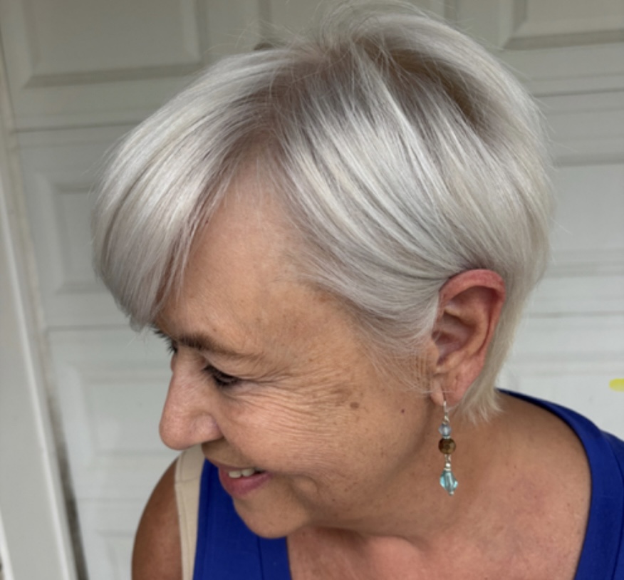 Bleach out root touch up