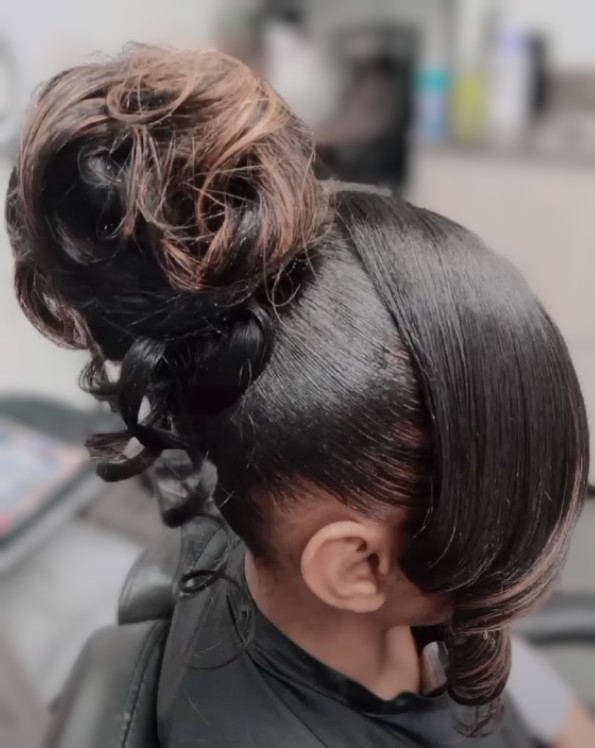 Sleek Ponytail at Mirror Emajez in Amherst, NY