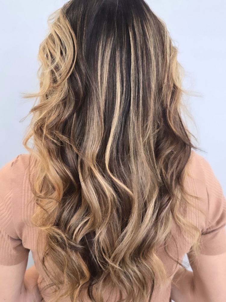 Partial Foils at Searabella Hair in West Palm Beach, FL
