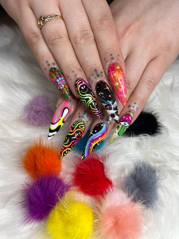 Extra Hour at Nail Enchantments in River view, MI