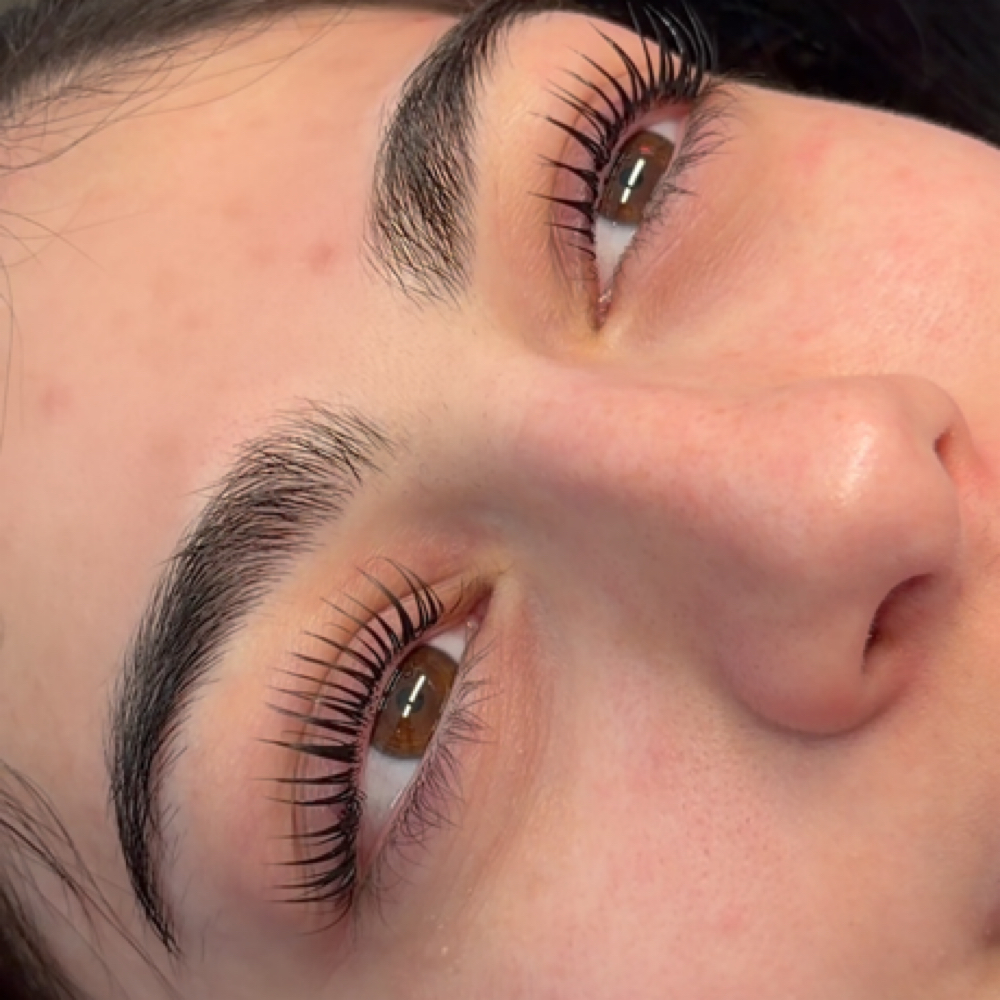 Korean Lash Lift + Tint Bundle at Blossomed By Z in Allen Park, MI