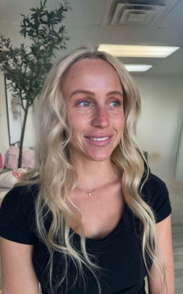 Face Frame Highlights at rissbeautyco in Mulberry, FL