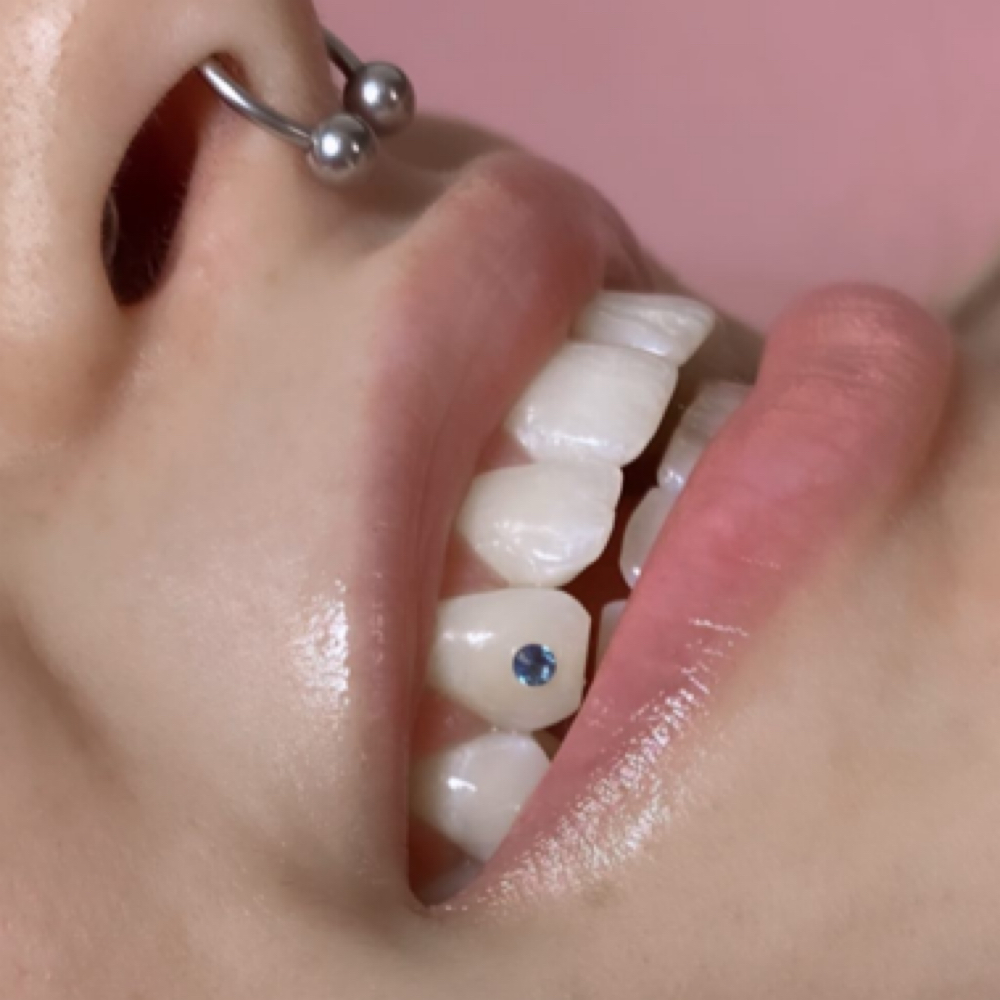 1 Tooth Gem at Princesaa Piercings x Aesthetics in Chandler, AZ