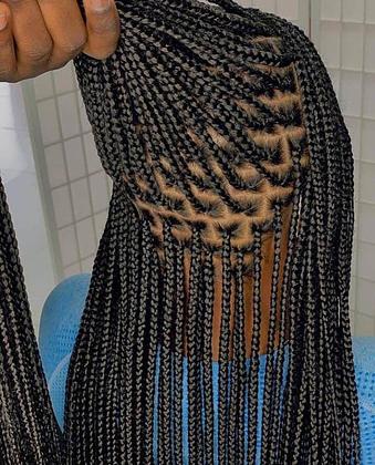 Knotless Braids/ Small/ Lowerback Length