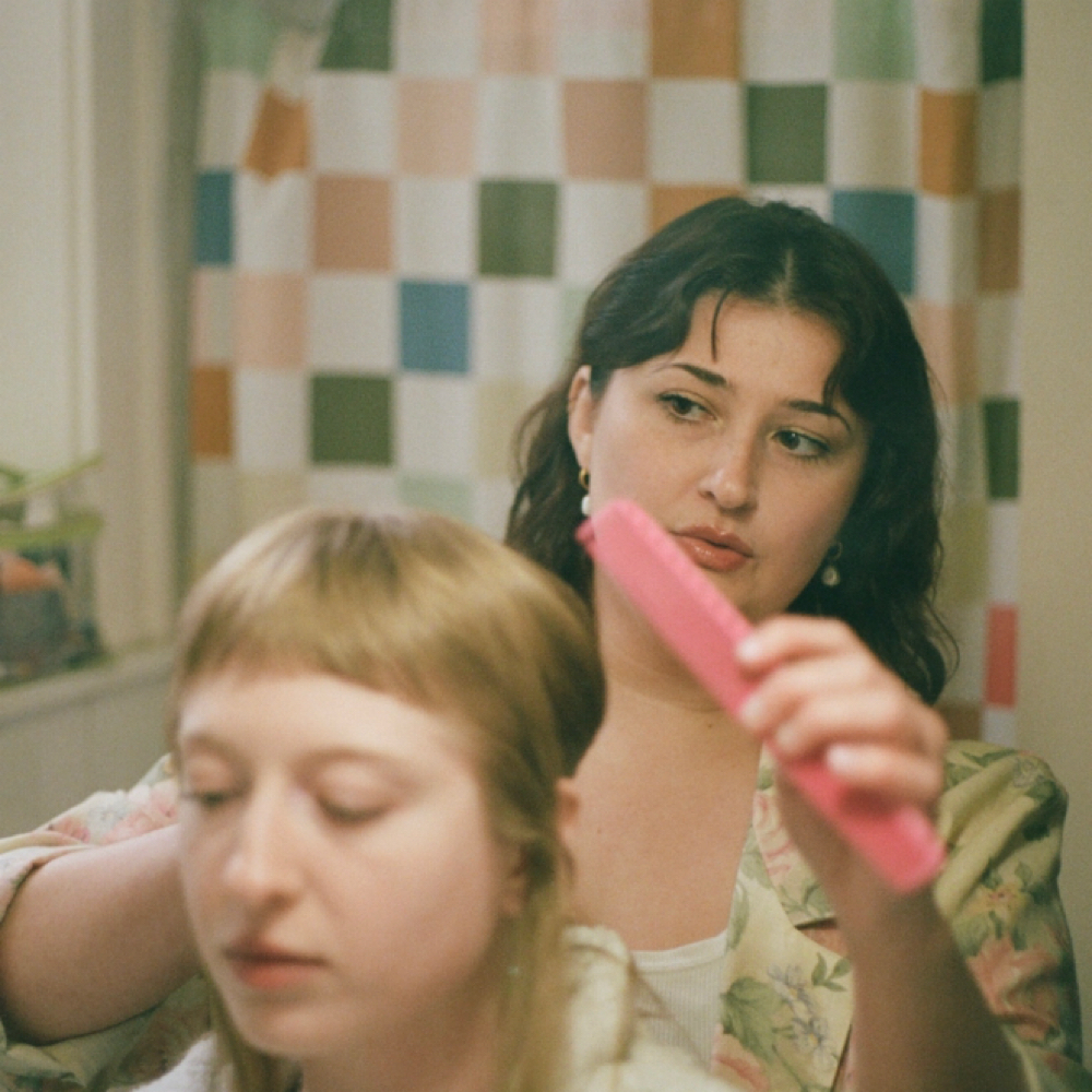 Bleach and Tone: Gwen at Saturn Salon in St. Louis, MO